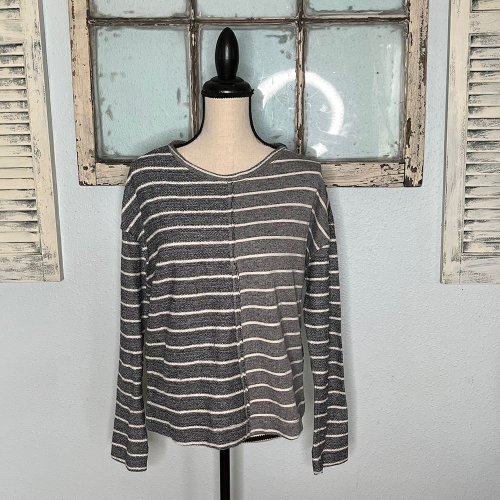 NWT Casual Anthropologie Sweater